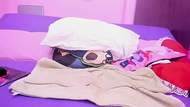 MATURE_WHOR33 webcam