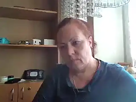 KrystalStyles webcam