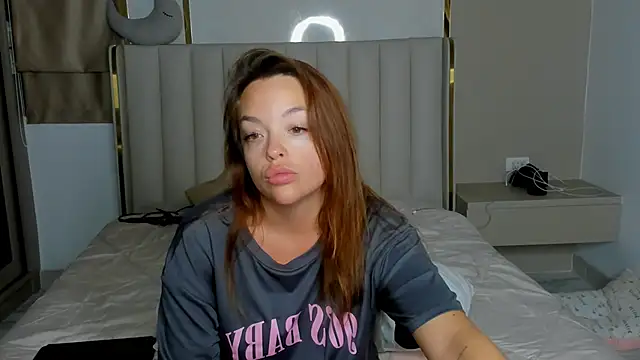 stellaa_quenn webcam