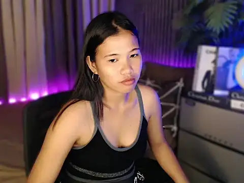 Urasian_Pinay_Gurl webcam