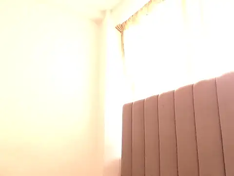 saara_johnson496 webcam