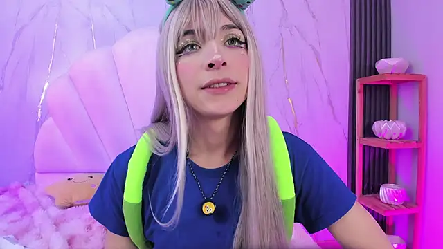 AliiceWonderland_ webcam