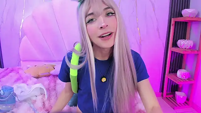 AliiceWonderland_ webcam