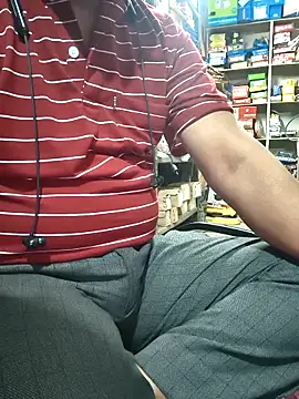 Srmotrs Live Webcam on Stripchat