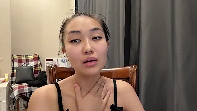 sinagervasi - SinaGervasi's free webcam - UK Sex Cams