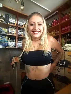 Webcam Model (catalella16)  is live.Free join now!