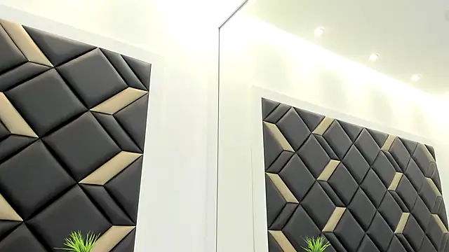 GeraldineSandoval webcam