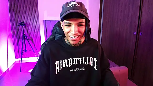 im_Usuga live sex cam