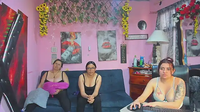 lesbiancuple webcam
