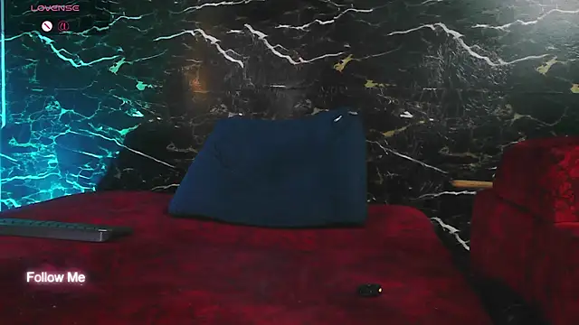 crislingery_dolli webcam