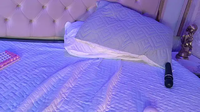 Cameron_Hearts webcam