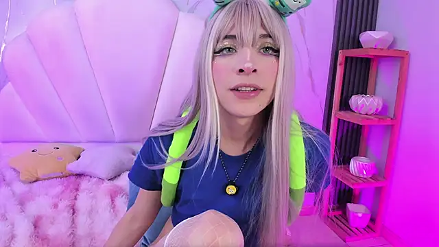 AliiceWonderland_ webcam