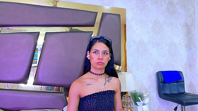 NicoleEsposito webcam