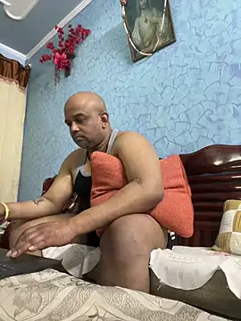 Dick_6inches_Delhi webcam