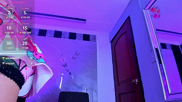 Agatha_Pleasure webcam