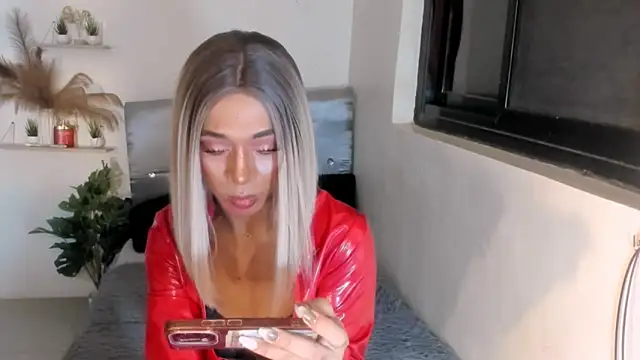 TsBlackHORSECOCKcalix webcam