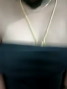 Ramya-hot-gueen webcam