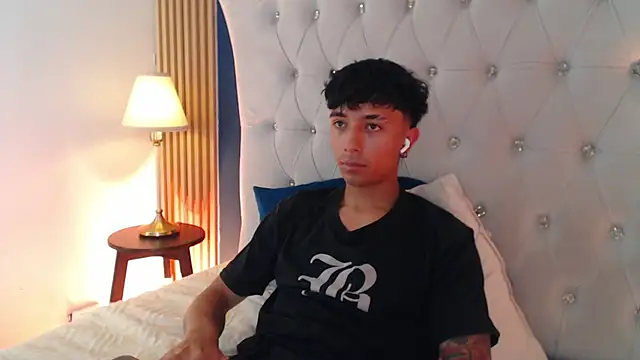 Aiden_Rivers_ webcam