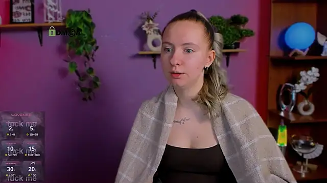 mila_glow1 - Mila_glow1's free webcam - UK Sex Cams