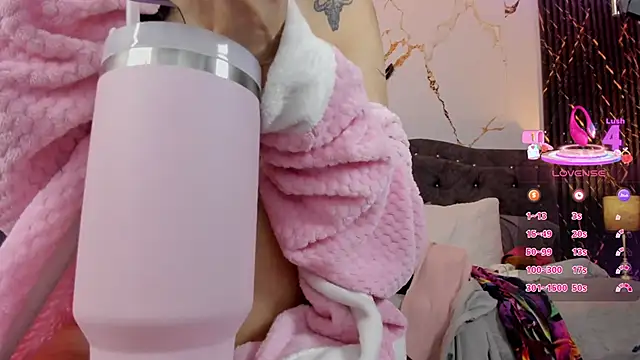 devlin_violett webcam