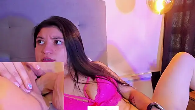 LindaCatalina_ webcam