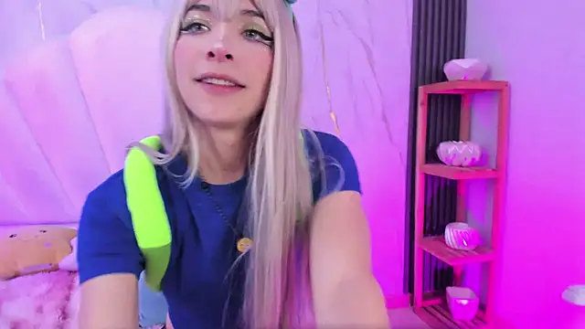 AliiceWonderland_ webcam