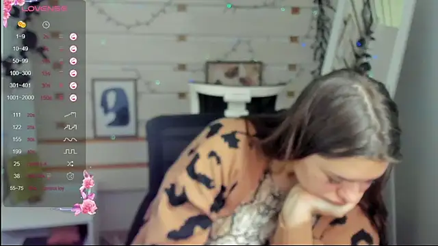 Josephine_Kiss webcam