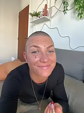 PaulinaSchubert1 - Live Cam