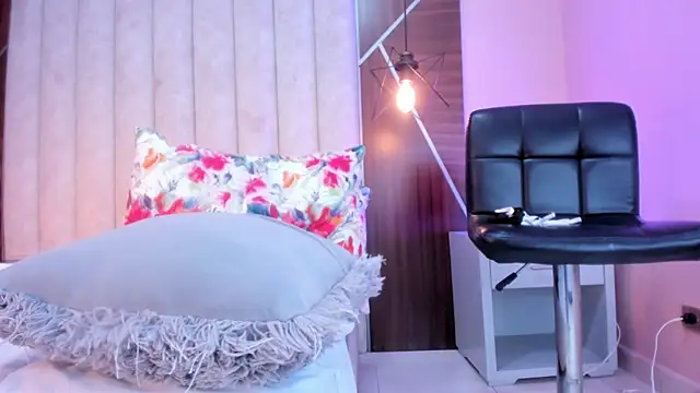 CAROLYNFOSTER webcam