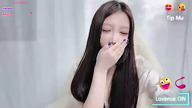 美女luckyuyu66在线直播