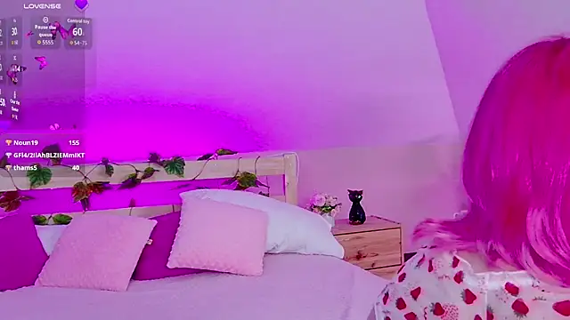 voyeur cam Liann Stark