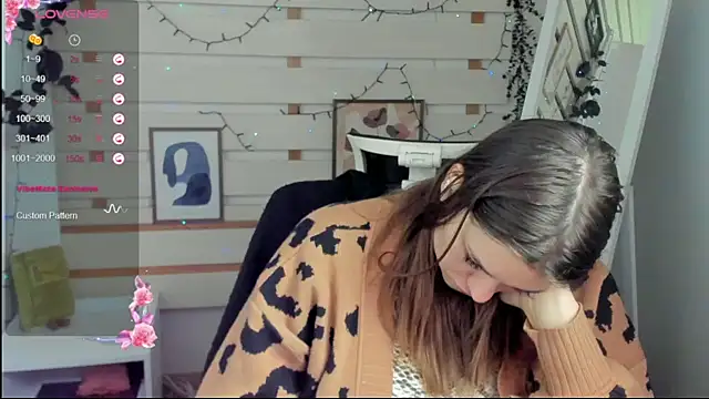 Josephine_Kiss webcam