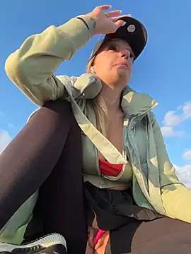 betsy - Betsy's free webcam - UK Sex Cams