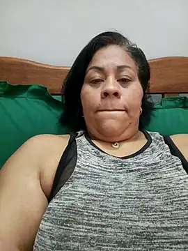 veronica_missbigg - Veronica_missbigg's free webcam - UK Sex Cams