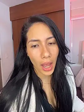 Webcam Model (ArianaReynoldss)  is live.Free join now!