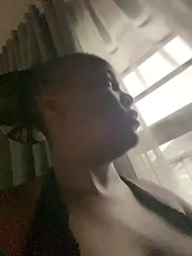 Webcam Model (Sexycandyxxx)  is live.Free join now!