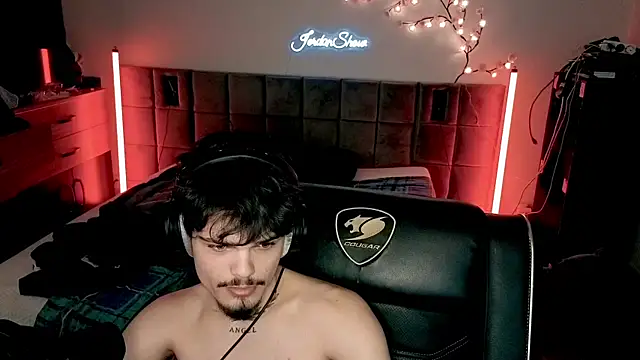 JordanShow webcam