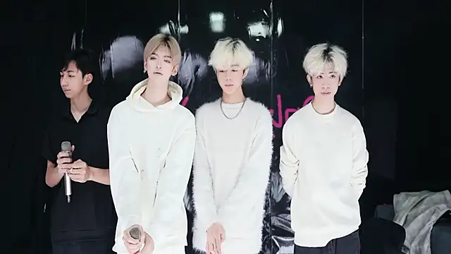 sweetboys666 Live Webcam on Stripchat