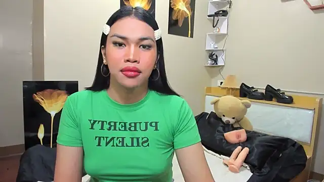 hugecelestina webcam