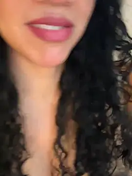 soli-lov Stripchat cam model