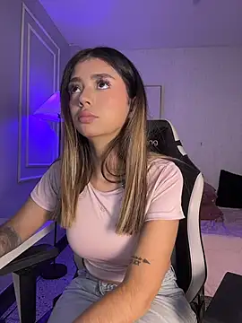 HoneyMollyX - Live Cam