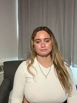 Sophie_Raegan webcam