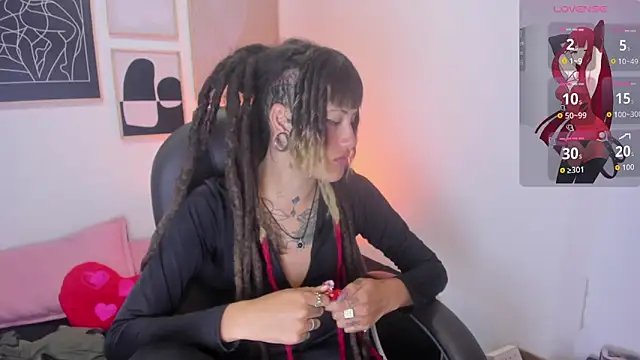 _sharlotte777 webcam