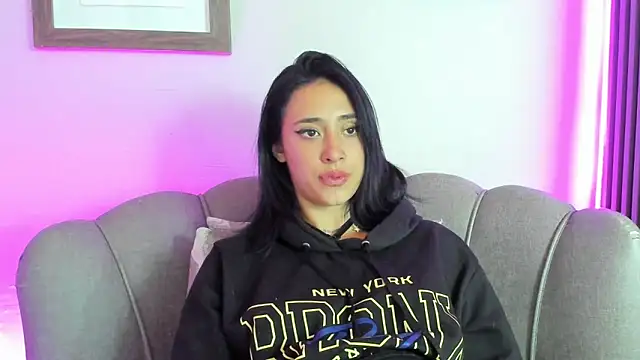 Ariana_collinss webcam