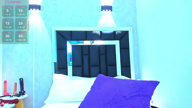 elian_7 Live Webcam on Stripchat