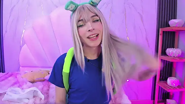 AliiceWonderland_ webcam