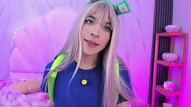 AliiceWonderland_ webcam