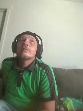 yourMasterisBored webcam