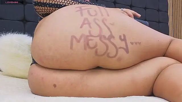 messy-saray - Messy-saray's free webcam - UK Sex Cams