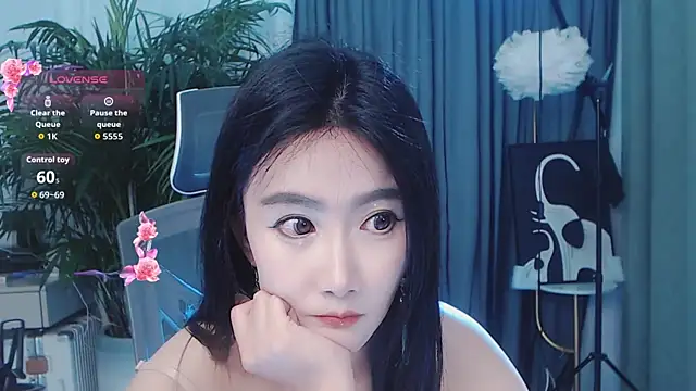 feifei-love's live cam